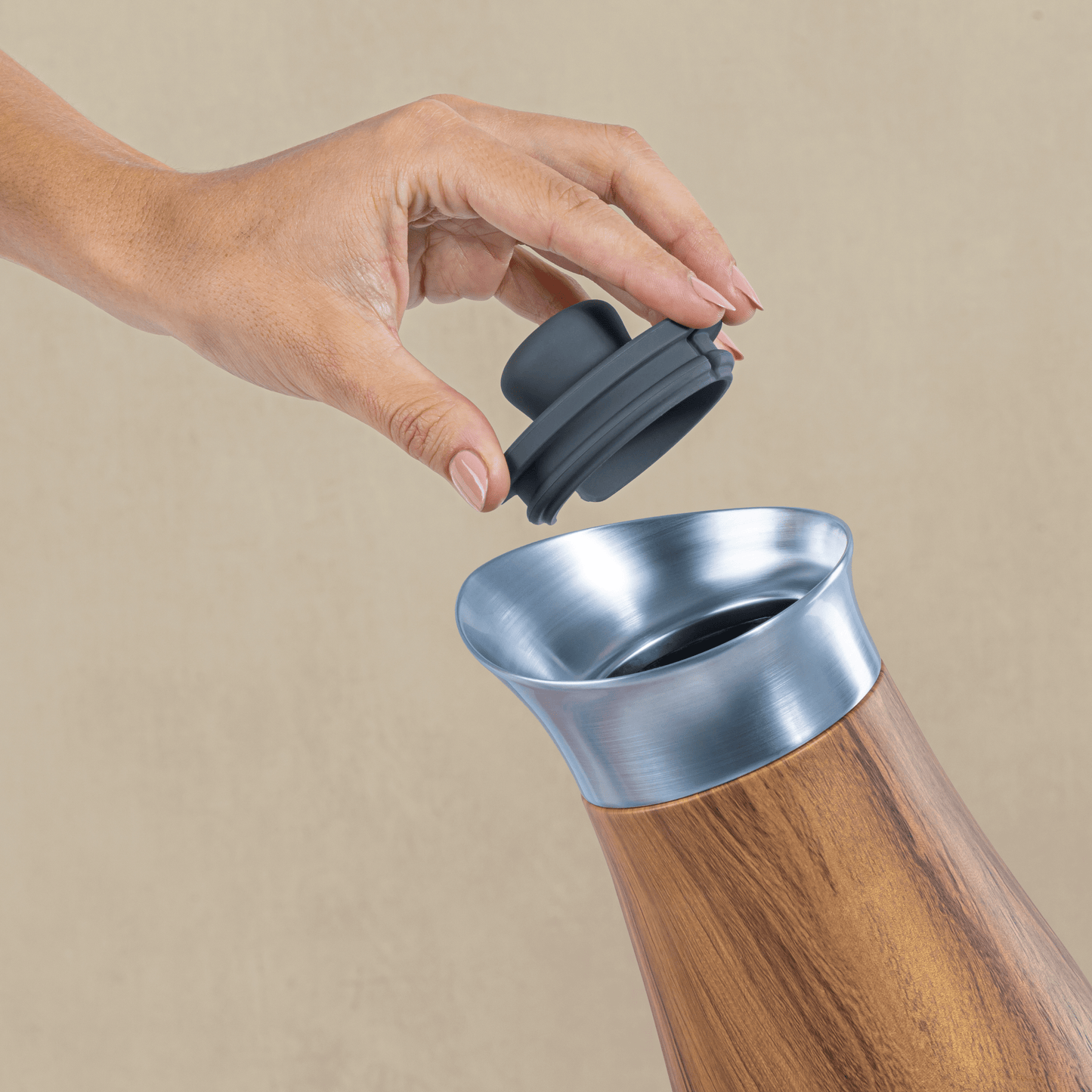 carafe-with-lid-h3 Swell-Carafe-Teakwood-Lifestyle.png