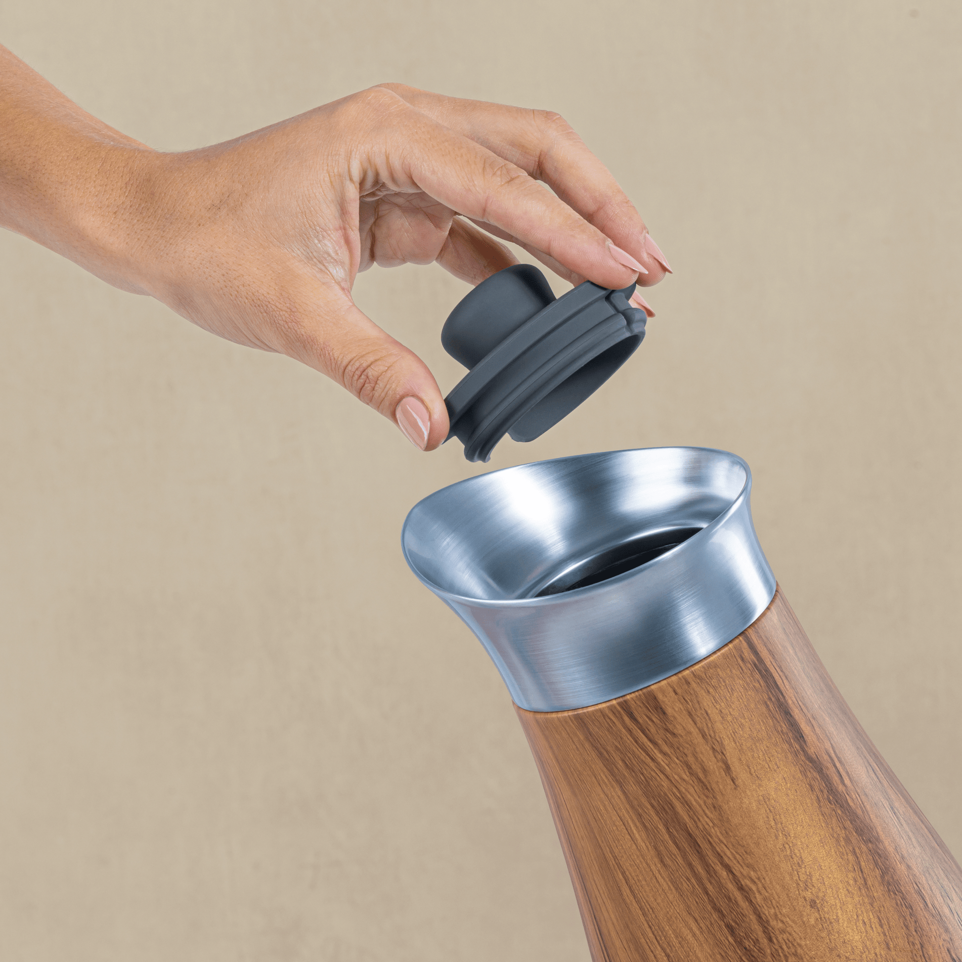 carafe-with-lid-h3 Swell-Carafe-Teakwood-Lifestyle.png